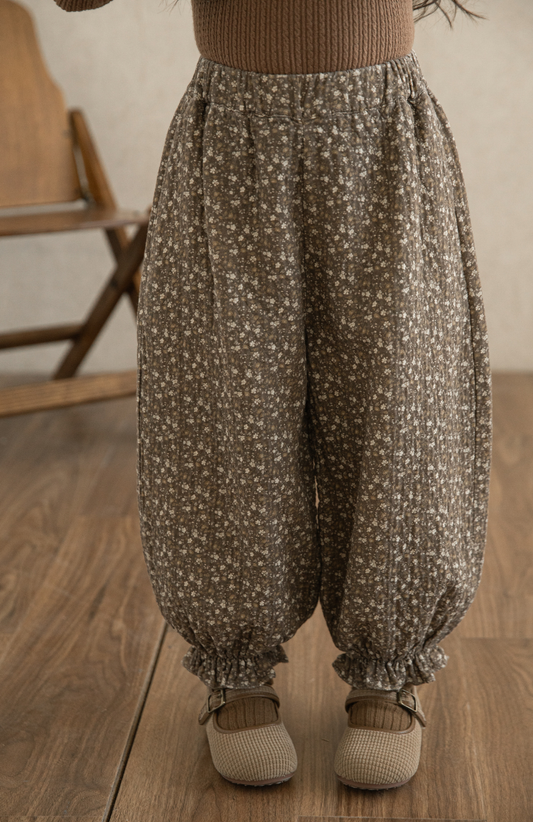 Balloon Cuffed Trousers, Brown Floral