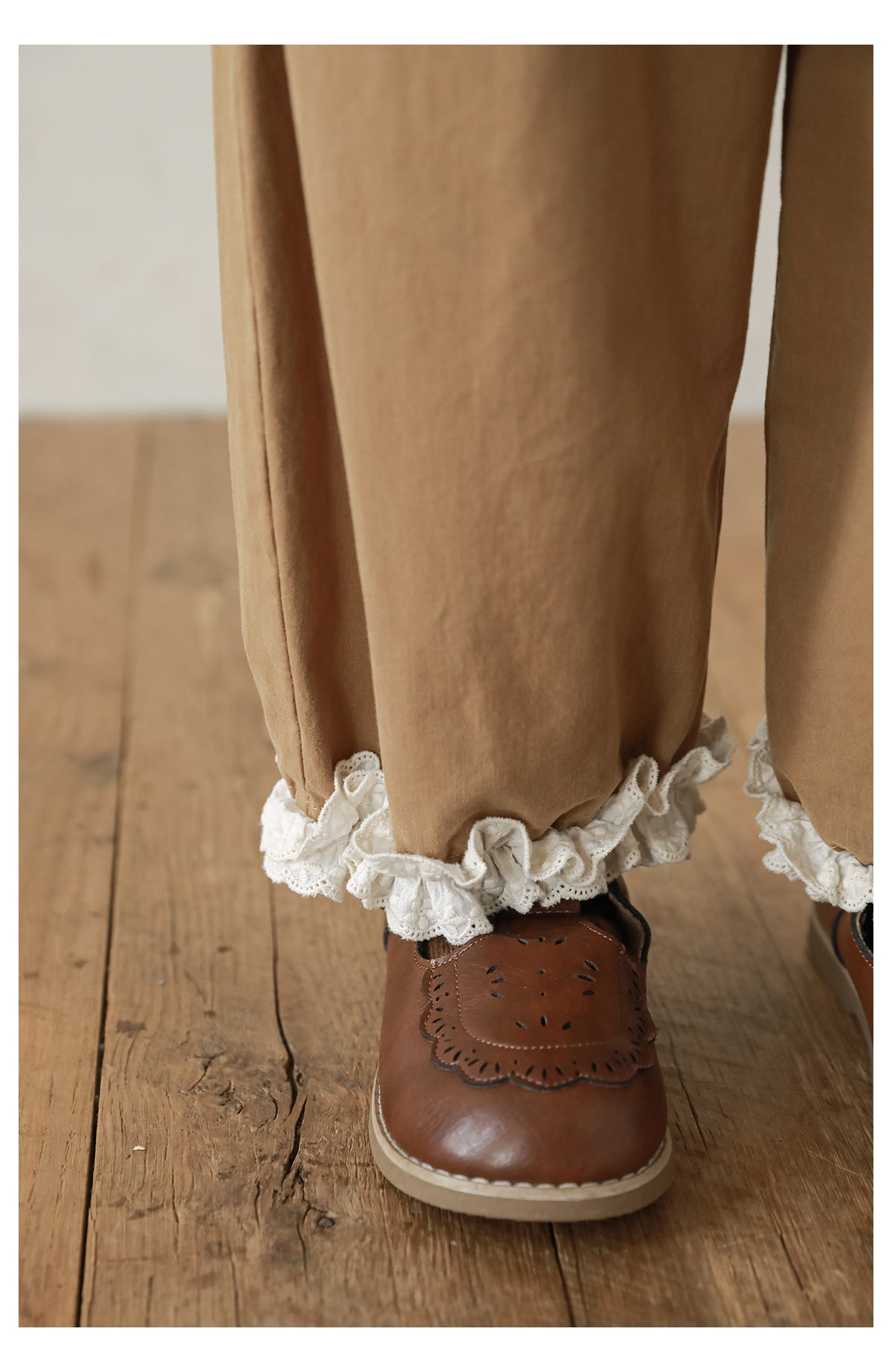 Lace Trim Tapered Trousers, Camel